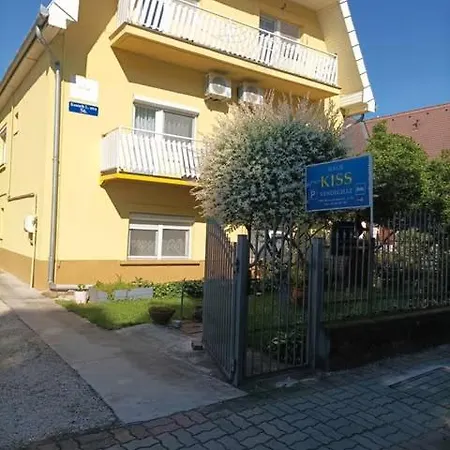 Kissvendeghaz * Heviz